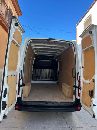 Renault Master 2021