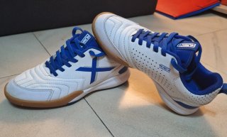 Scarpe da calcio indoor Munich per bambini, numero 33