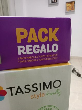 Cafetera Tassimo Style + Pack Regalo
