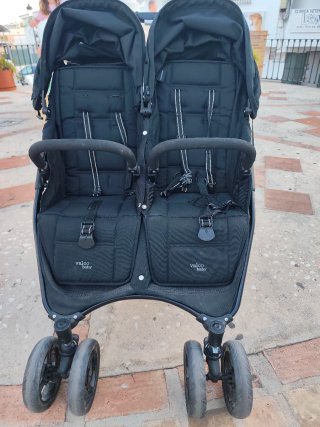 Carro Gemelar Valco Baby Negro