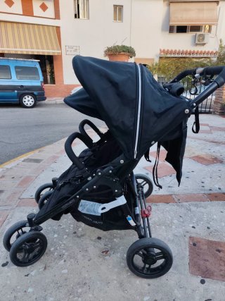 Carro Gemelar Valco Baby Negro