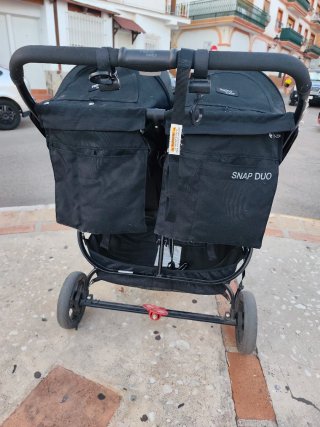 Carro Gemelar Valco Baby Negro