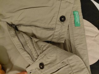 Pantalón beige United Colors of Benetton