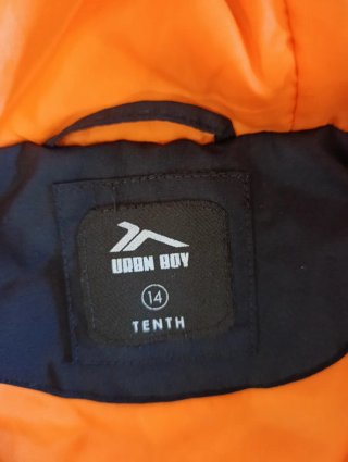 Chaqueta niño talla 14 negro y naranja