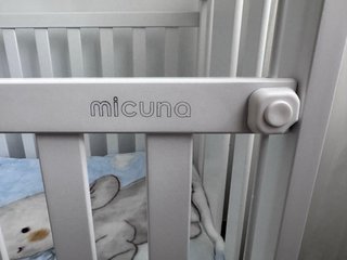 Cuna blanca Micuna con ruedas