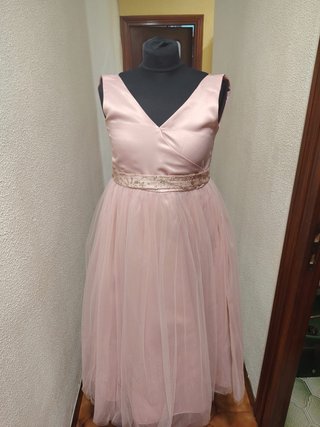 Vestido rosa largo con cinturón