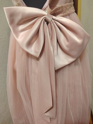 Vestido rosa largo con cinturón