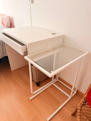 Mesa auxiliar cristal y metal