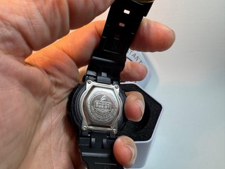 Reloj Casio Baby-G Negro y Dorado