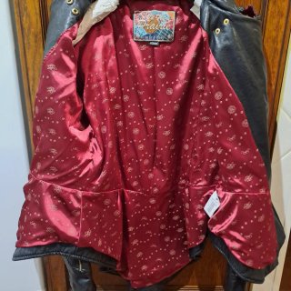 Cazadora Negra Highly Preppy