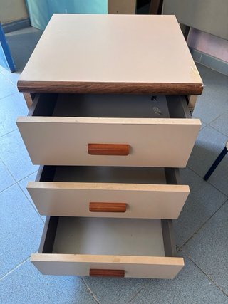 Cajonera con ruedas, 3 cajones