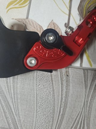 Maneta de freno ZONTES roja