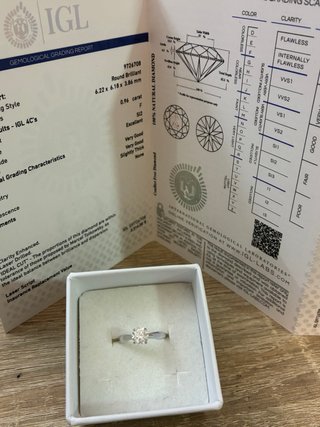 Anillo Oro 18k Diamante Natural 0.96ct F/SI2