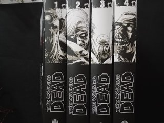 Lote The Walking Dead Libros 1 a 4 - Planeta Cómic