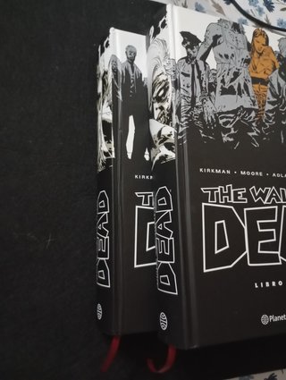 Lote The Walking Dead Libros 1 a 4 - Planeta Cómic