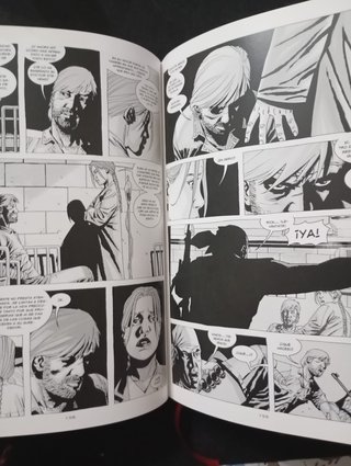 Lote The Walking Dead Libros 1 a 4 - Planeta Cómic
