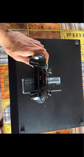 Xbox One Nera