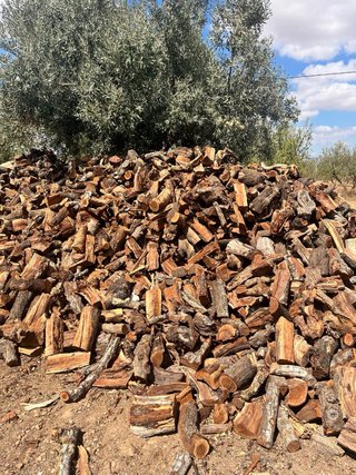 Leña de almendro 0,14