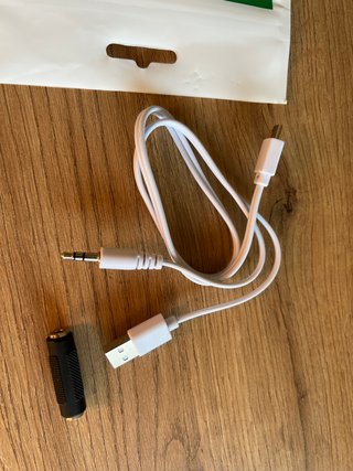 Adaptador UGREEN Micro USB a Jack 3.5mm