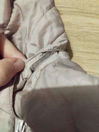 Chaqueta rosa niña con capucha