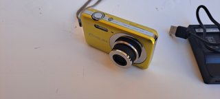 Fotocamera Digitale Casio Exilim EX-Z800 Gialla