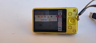 Fotocamera Digitale Casio Exilim EX-Z800 Gialla