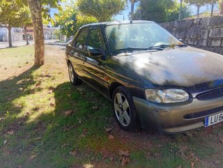 Ford Escort 1998