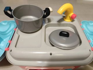 Cocinita de juguete portátil con accesorios