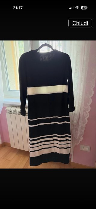 Vestito lungo a righe
