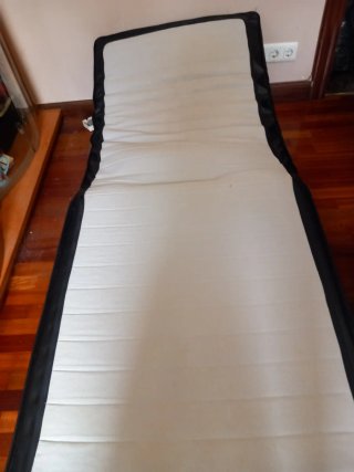 Puf Cama Doble Negro y Beige
