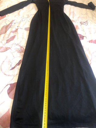 Vestido negro espalda descubierta