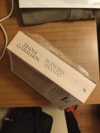 Libro Outlander: Ecos del Pasado