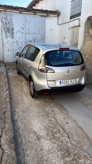 Renault Scenic 2012