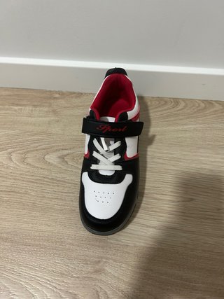 Zapatillas con ruedas talla 37