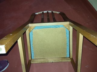 Juego de 4 sillas de comedor de madera