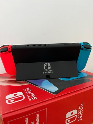 Nintendo Switch OLED + Juegos Pokémon y Mario Kart