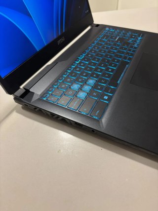 MSI Cyborg 15 Gaming | i7-12650H | RTX 2050 | 16GB
