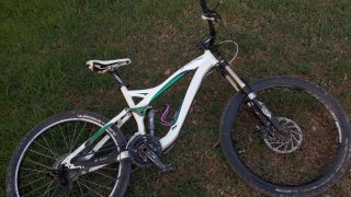 Bicicleta Specialized Enduro Blanca