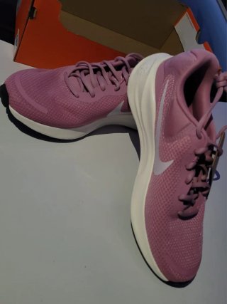 Zapatillas Nike Rosas y Blancas