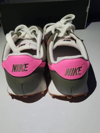 Nike Verde y Rosa