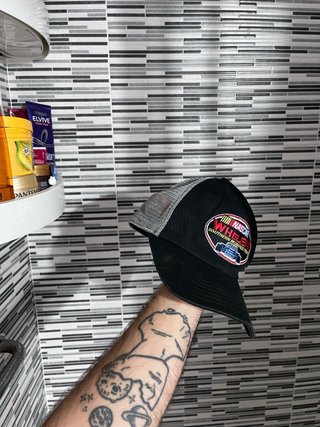 Gorra NASCAR Whelen Oakley Edición Limitada