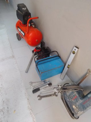 Lote herramientas Black & Decker y más
