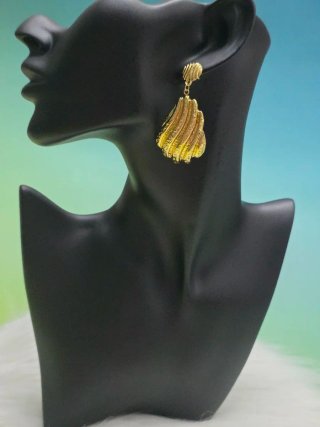 Pendientes largos acero inoxidable dorados