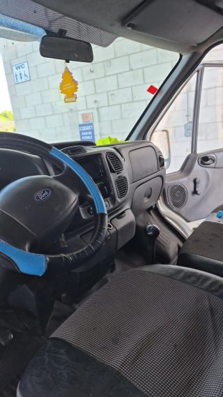 Ford Transit  año 2002