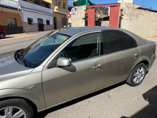 Ford Mondeo 2004