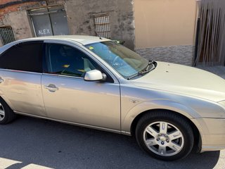Ford Mondeo 2004