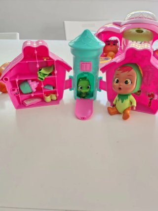 Bebés Llorones con casitas y accesorios