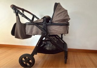 Carrito Kinderkraft Esme 4 en 1 + Cojín