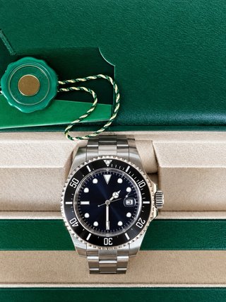 Orologio sportivo di lusso azzurro e argento