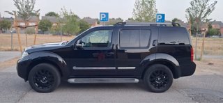 Nissan Pathfinder 2011